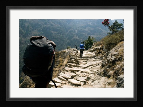 Framed Trekkers on the trail towards Namche Bazaar, Khumbu, Nepal Print