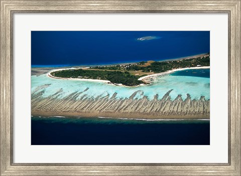 Framed Mana Island, Mamanuca Islands, Fiji Print