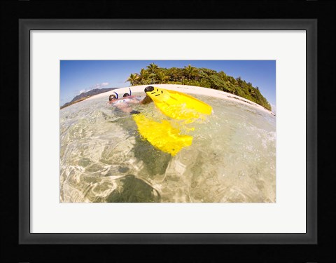 Framed Couple snorkeling near Beqa Lagoon, Fiji Print