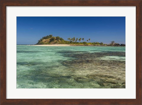Framed turquoise waters of the blue lagoon, Yasawa, Fiji, South Pacific Print