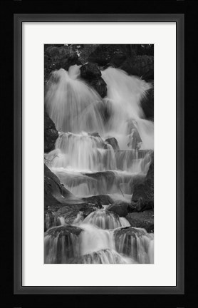 Framed Cascadas 5 Print