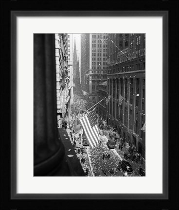 Framed 1940s 1945 Aerial View Of Ve Day Celebration In Nyc Print
