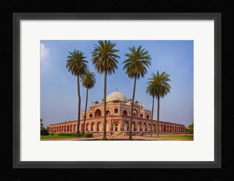 Framed Exterior view of Humayun's Tomb in New Delhi, India Print